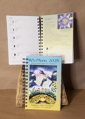 2025 We'Moon Datebook